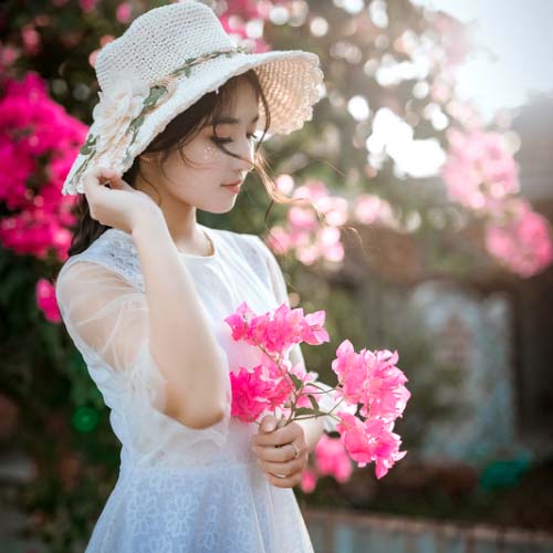 Beautiful Girl Whatsapp Dp Images