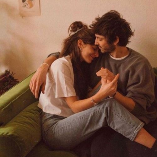 Romantic Love DP Images For Your WhatsApp  (2)