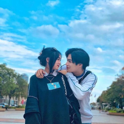 Whatsapp love DP download